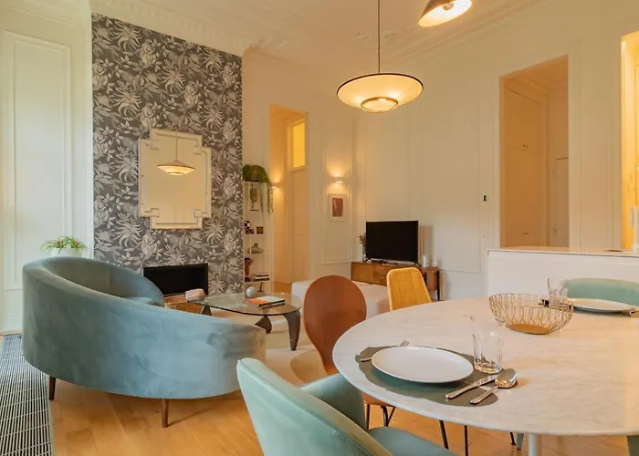 Lejlighed Liberdade Garden & Indoor Pool By Lovelystay Lisboa